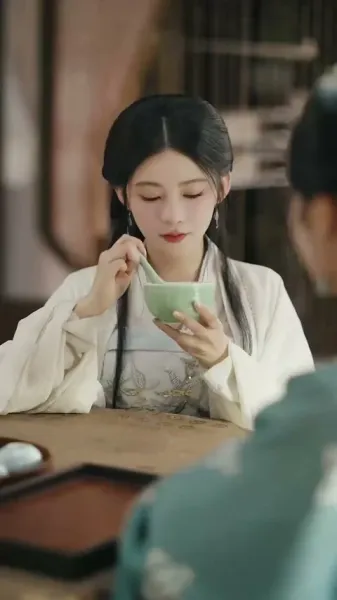 ฝ่าบาท…เราจะเล่นเกมกันไหม?