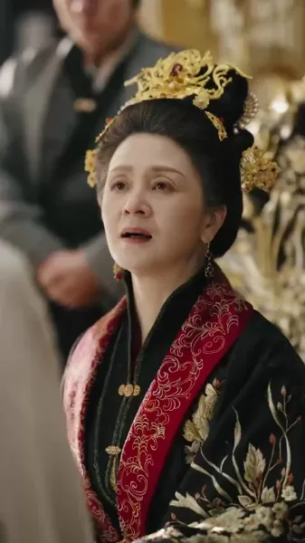 ฝ่าบาท…เราจะเล่นเกมกันไหม?