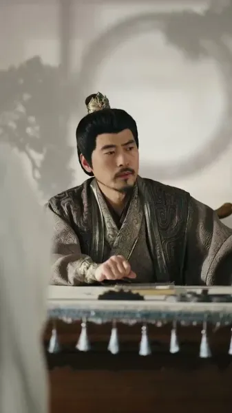 ฝ่าบาท…เราจะเล่นเกมกันไหม?