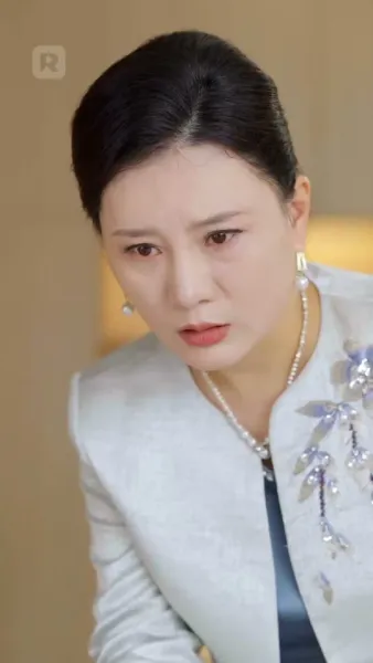 จุมพิตกุหลาบ