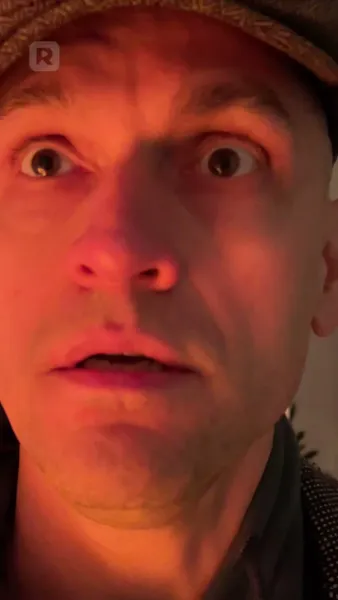 ดวงตาสยองสีเลือด