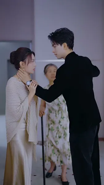 รักที่ยากจะลืมเลือน