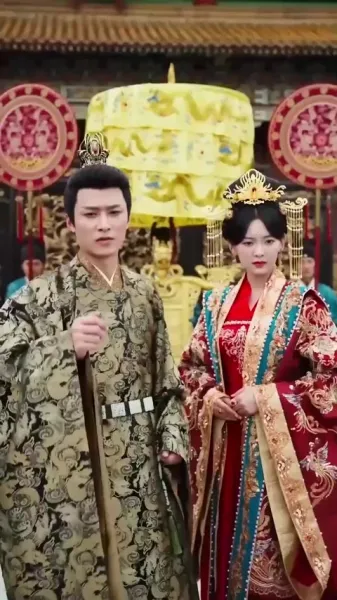 รักเร้นแสงจันทร์: กลเกมวัง