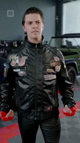 (พากย์) มหาเศรษฐีผู้หลบซ่อนบนฟากฟ้า