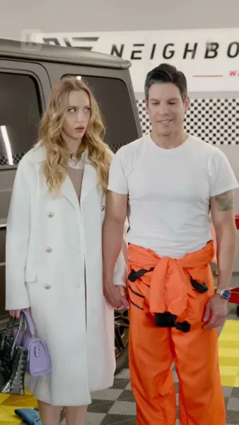 (พากย์) มหาเศรษฐีผู้หลบซ่อนบนฟากฟ้า