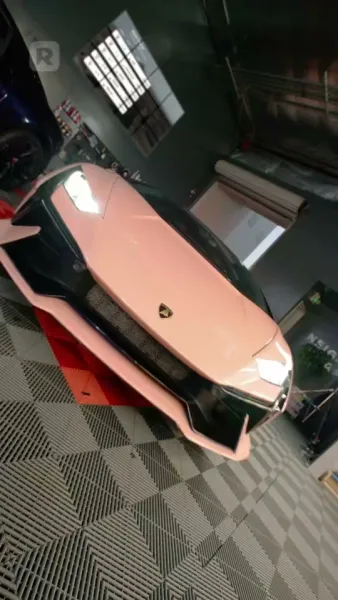 (พากย์) มหาเศรษฐีผู้หลบซ่อนบนฟากฟ้า