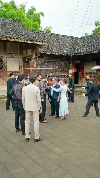 ดาวน้อยกับคุณปู่(พากย์ไทย)