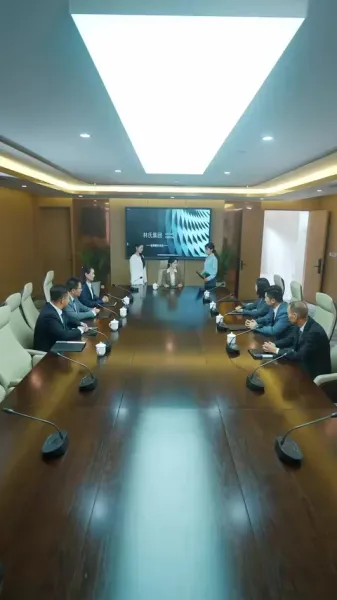 ผมเลเวล 10000 แต่ข้างนอกแค่ 30