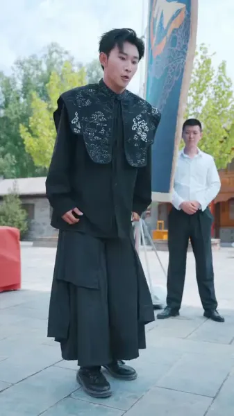 ผมเลเวล 10000 แต่ข้างนอกแค่ 30