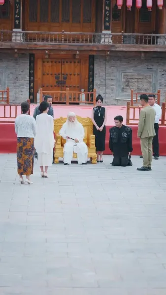 ผมเลเวล 10000 แต่ข้างนอกแค่ 30