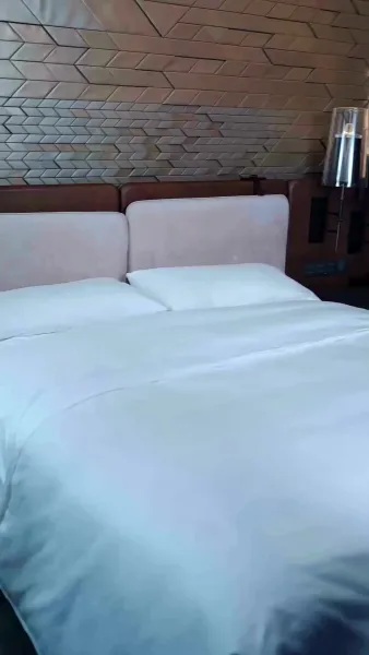 ผู้ป่วยครับ เอารักมาเสิร์ฟ