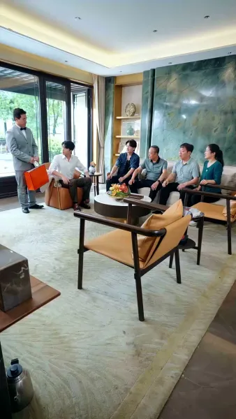 ผู้ป่วยครับ เอารักมาเสิร์ฟ