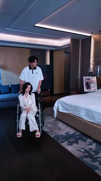 ผู้ป่วยครับ เอารักมาเสิร์ฟ