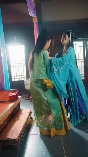 ข้ามเวลา ปฏิวัติหอนางโลม