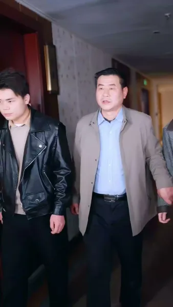 รอคุณตลอดเวลา