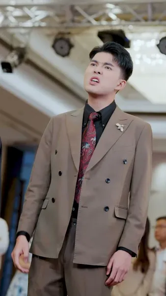 ผมไม่ใช่แค่หมอมหัศจรรย์ แต่ยังเป็นพระเจ้า