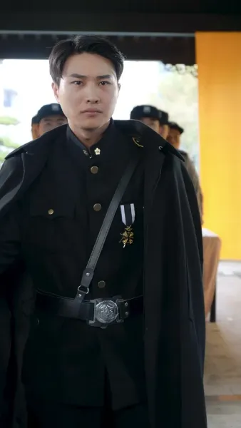 ผมไม่ใช่แค่หมอมหัศจรรย์ แต่ยังเป็นพระเจ้า