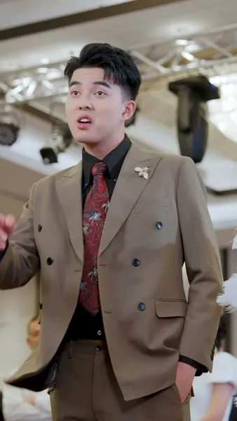 ผมไม่ใช่แค่หมอมหัศจรรย์ แต่ยังเป็นพระเจ้า