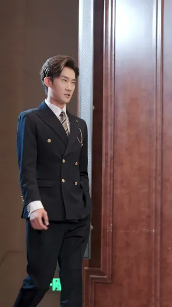 ผมไม่ใช่แค่หมอมหัศจรรย์ แต่ยังเป็นพระเจ้า