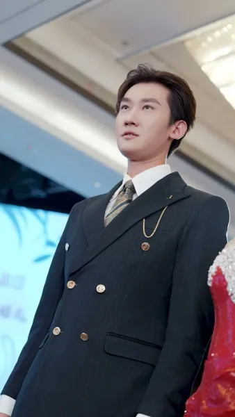 ผมไม่ใช่แค่หมอมหัศจรรย์ แต่ยังเป็นพระเจ้า