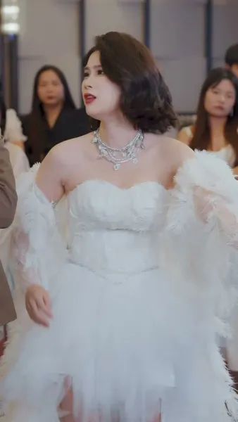 ผมไม่ใช่แค่หมอมหัศจรรย์ แต่ยังเป็นพระเจ้า