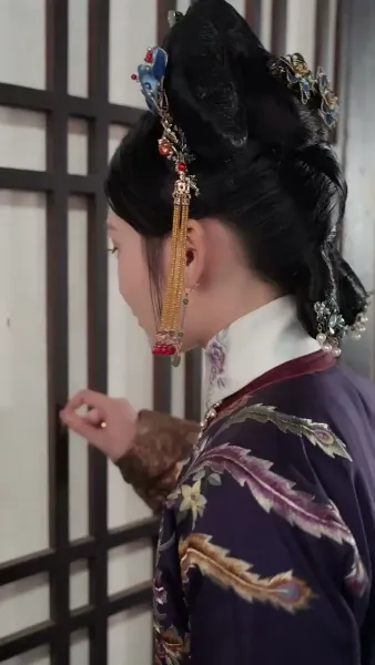 วังลวงใจ เสาลีณา