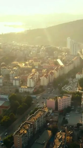 แม่เลี้ยงสุดคูล