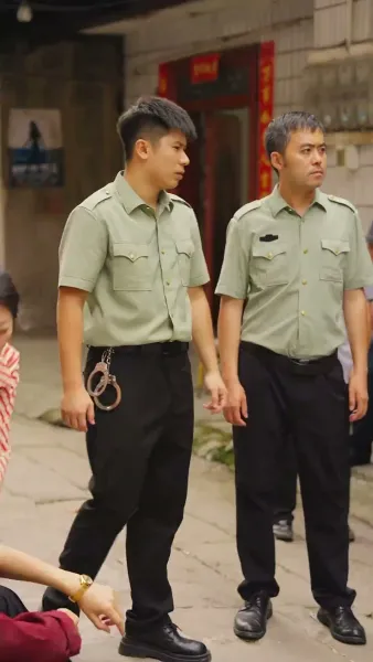 แม่เลี้ยงสุดคูล