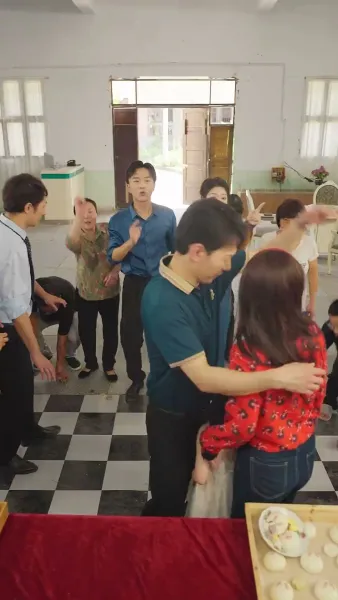 แม่เลี้ยงสุดคูล