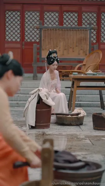 อดีตสามีขึ้นครองบัลลังก์ ข้าถูกบังคับให้หย่า