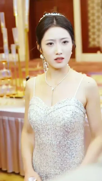 ฮีโร่ ที่ถูกดูหมิ่น(พากย์เสียง)