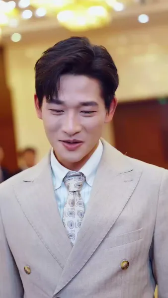 ฮีโร่ ที่ถูกดูหมิ่น(พากย์เสียง)