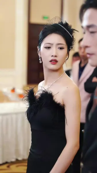 ฮีโร่ ที่ถูกดูหมิ่น(พากย์เสียง)