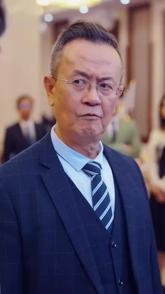 ฮีโร่ ที่ถูกดูหมิ่น(พากย์เสียง)