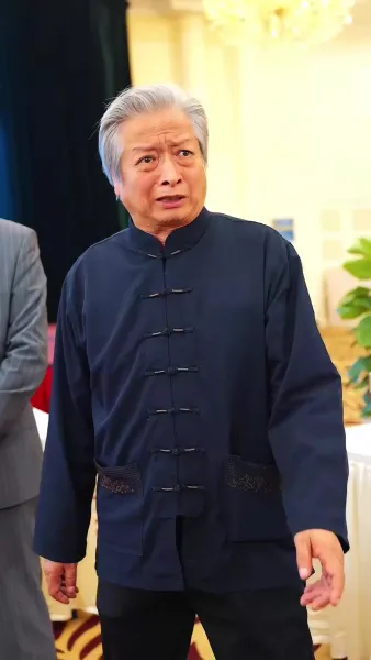 ฮีโร่ ที่ถูกดูหมิ่น(พากย์เสียง)