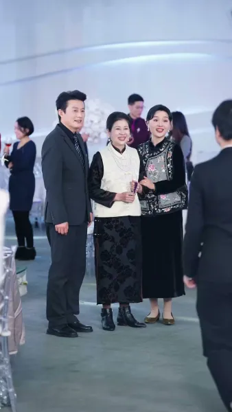 วิวาห์ฟ้าแล่บ กับรักแรก