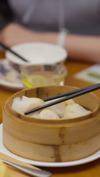 ช่วยด้วย สามีฉันดันเป็นหนุ่มเจ้าเล่ห์