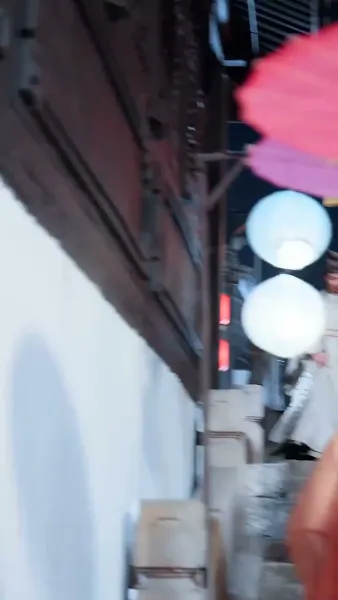 หยกขังรัก