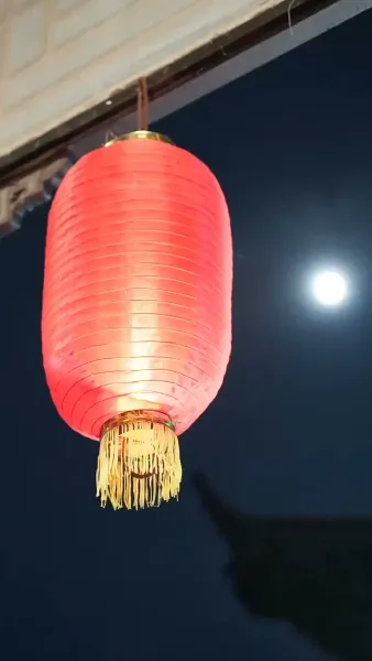 หยกขังรัก