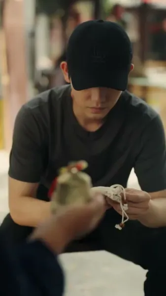 รักกลางพายุทราย