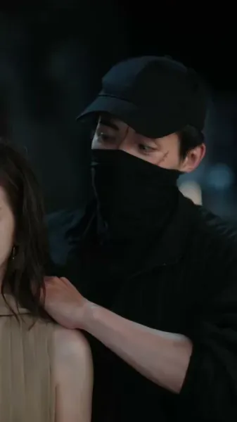 รักกลางพายุทราย