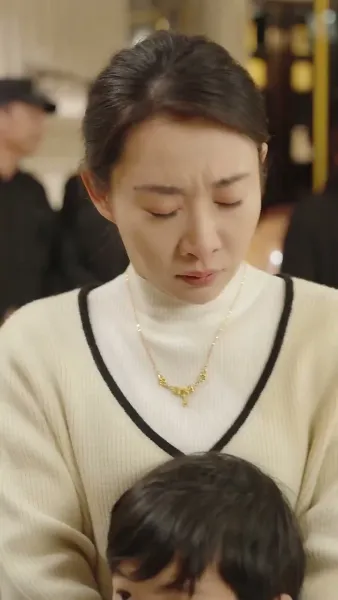 แม่สองหนี้