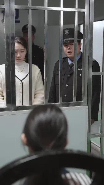 แม่สองหนี้