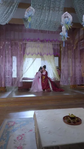 การแก้แค้นของสนมเอก