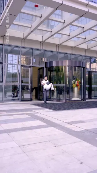 เจ้าสาวโชคร้าย เจ้าบ่าวโชคดี