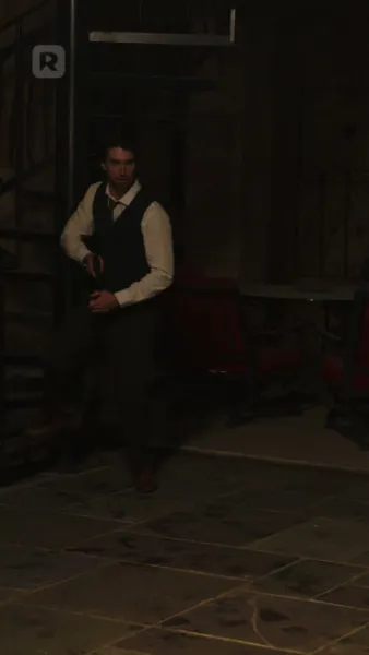 พันธนาการหัวใจในเงามืด