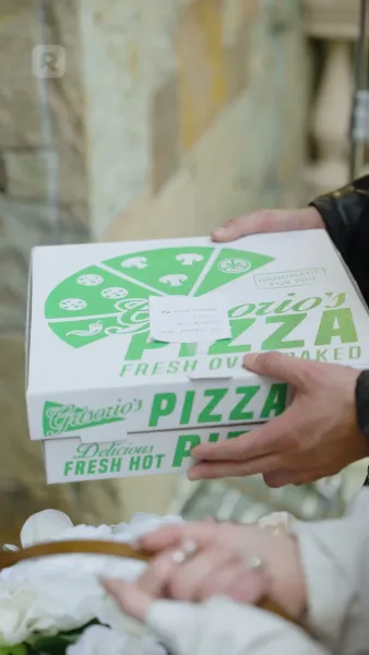 พันธนาการหัวใจในเงามืด