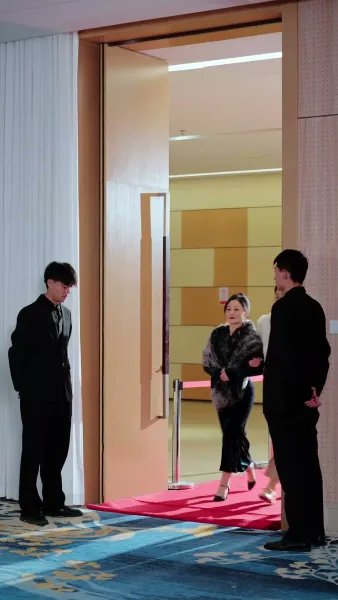 หลังจากหย่าร้าง เธอก็ทำให้ทั่วโลกตะลึง