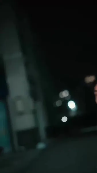 เธอที่อยู่ปลายสาย