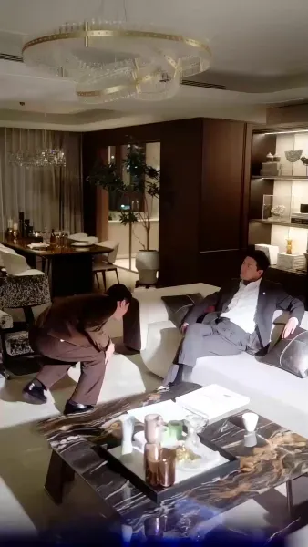 เธอที่อยู่ปลายสาย